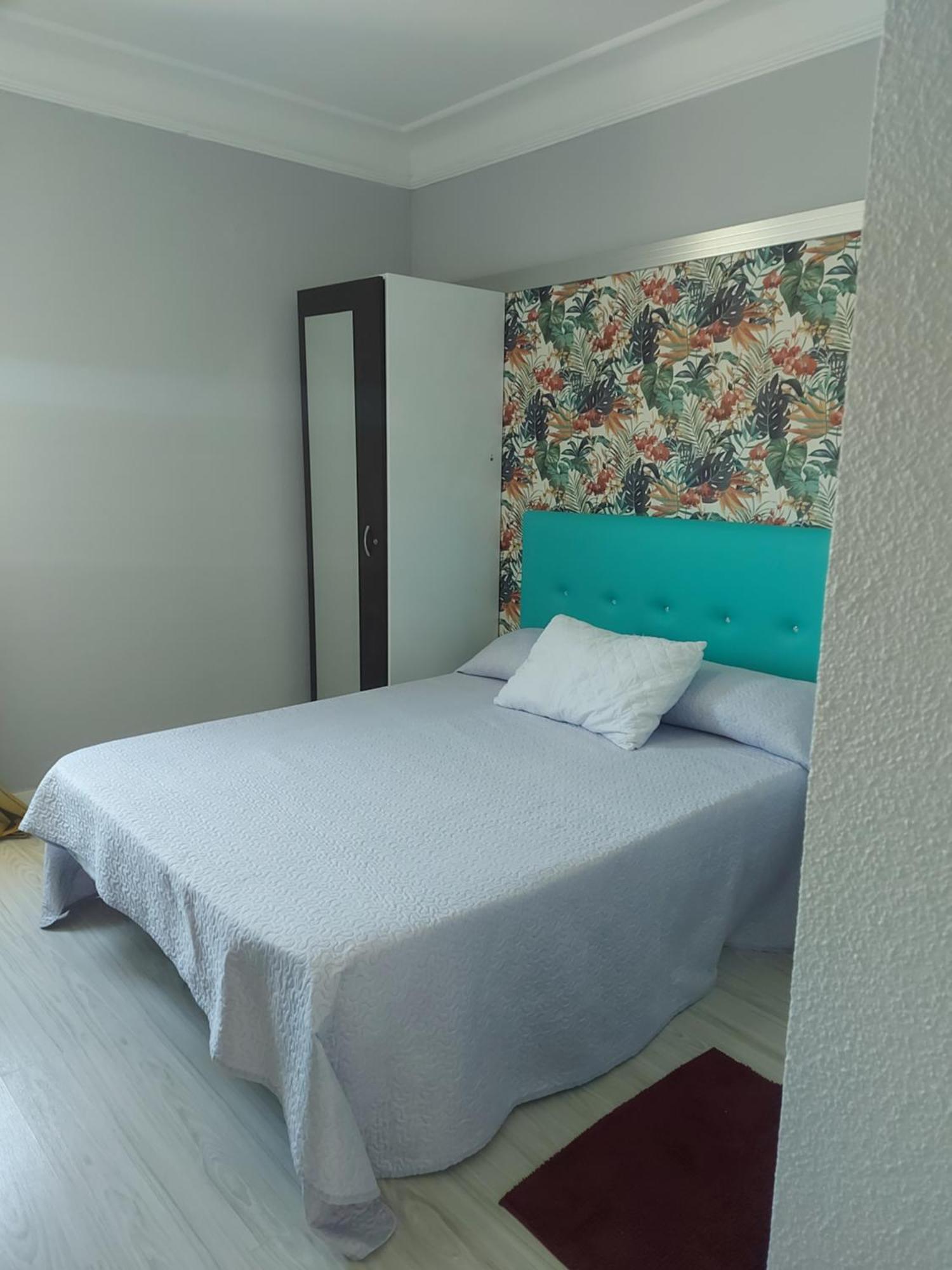 Hostal Fuente Del Pino Хумілья Екстер'єр фото