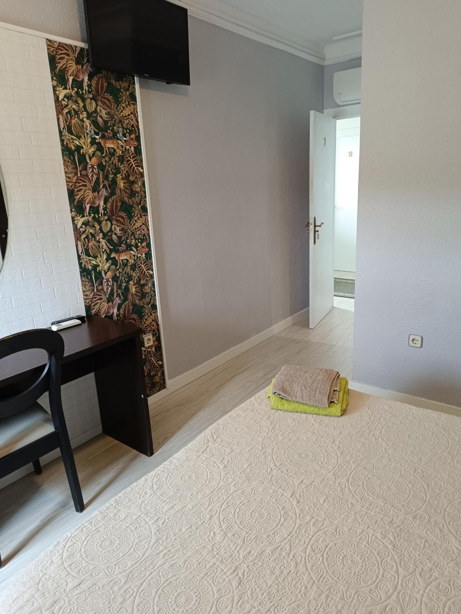 Hostal Fuente Del Pino Хумілья Екстер'єр фото