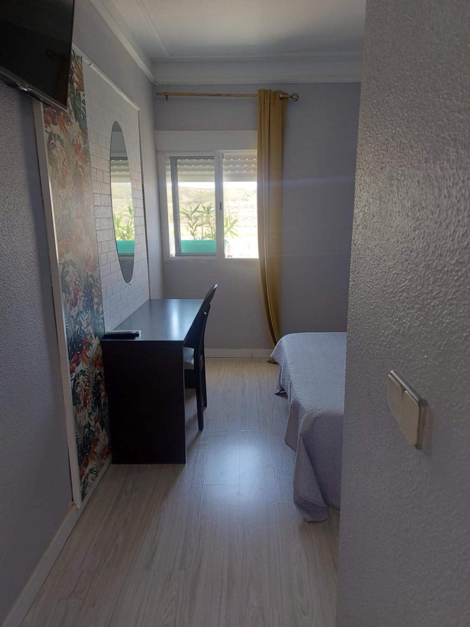 Hostal Fuente Del Pino Хумілья Екстер'єр фото
