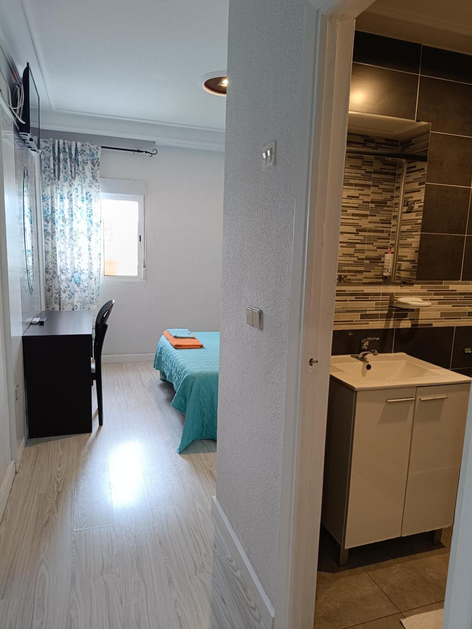 Hostal Fuente Del Pino Хумілья Екстер'єр фото