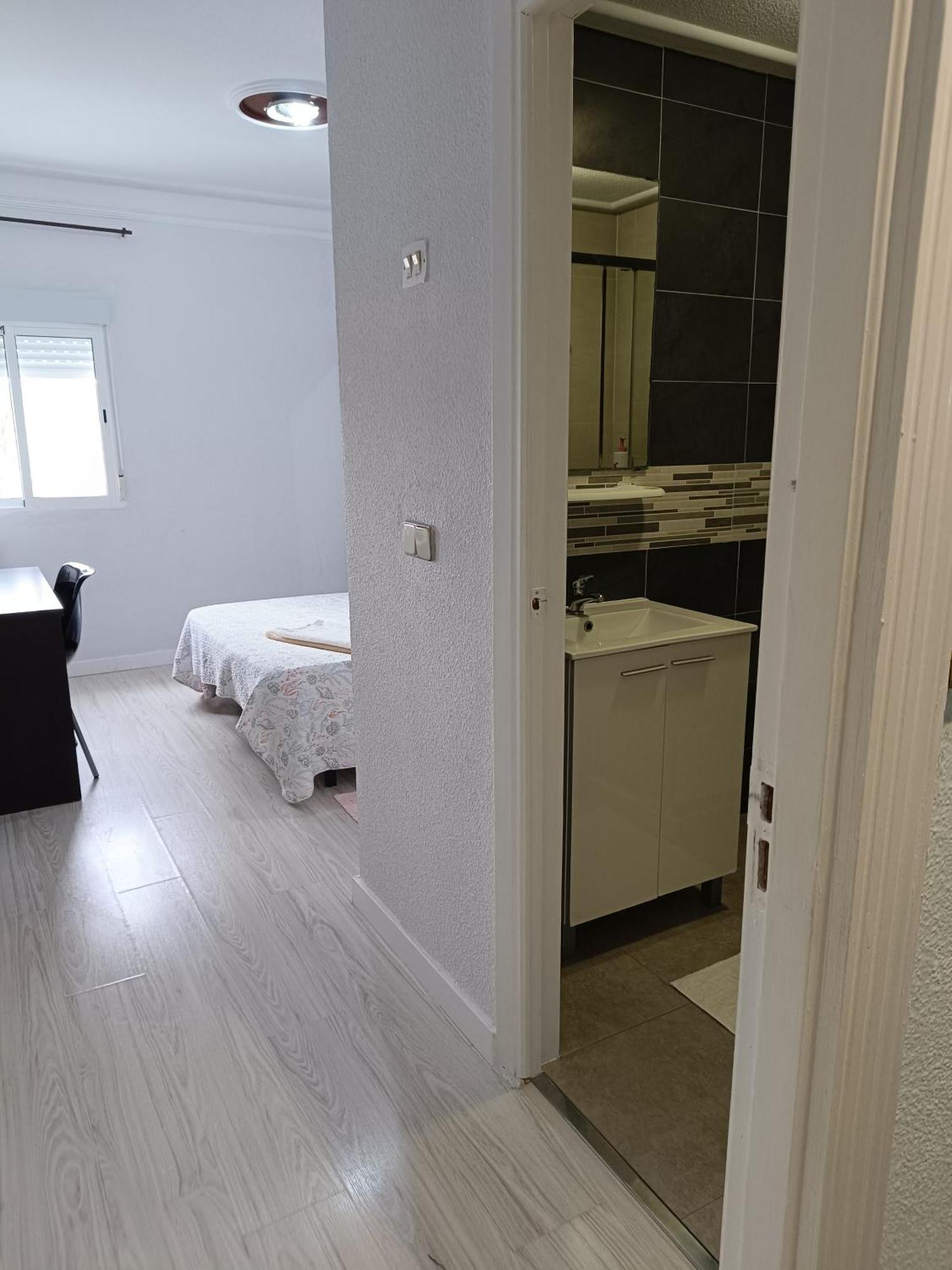 Hostal Fuente Del Pino Хумілья Екстер'єр фото